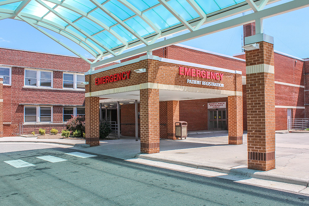person memorial hospital emergency room entrance
